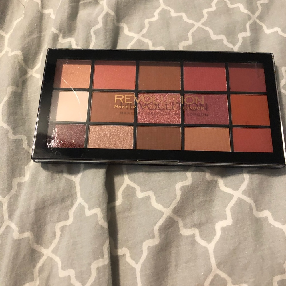 Revolution eye palette